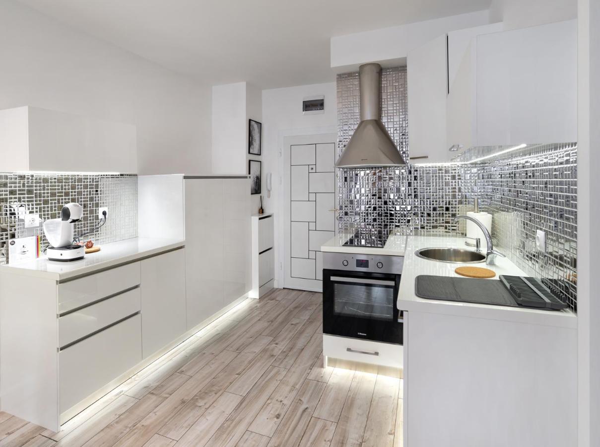 Beautiful Place In The Heart Of The City!!!! Appartement Plovdiv Buitenkant foto